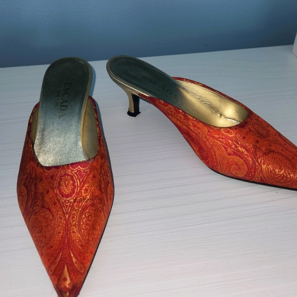 Escada orange/red shoes. Size 6.5